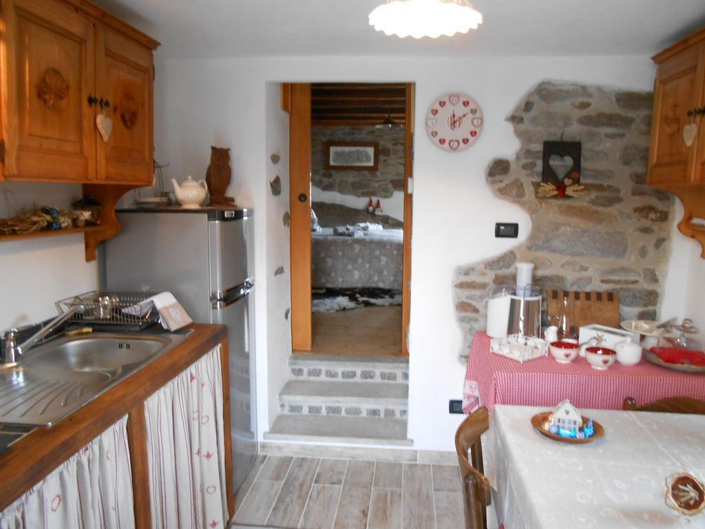 Fontainemore B&B Mont Mars מראה חיצוני תמונה